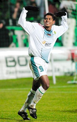 Costly está lesionado