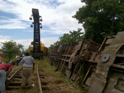 Confirman muerte de seis hondureños tras descarrilarse 'la bestia” en México