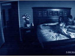 Quiso filmar fantasmas pero sorprendió a su pareja siendo infiel con su hijo