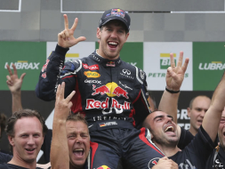 Vettel se corona tricampeón de la Fórmula Uno