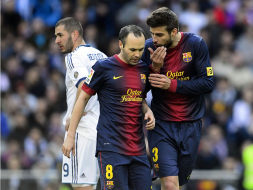 Piqué: 'No han pitado un penal y han ayudado un poco al Madrid'