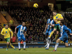 Wigan aferrado a la permanencia