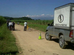 Hallan cadáver de un hombre en cañera de San Manuel