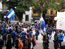 Hondureños comparten con el Papa Francisco en Brasil
