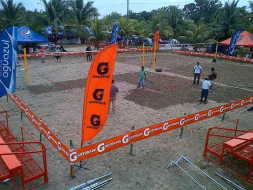 Limpian playas en Puerto Cortés y esperan más veraneantes