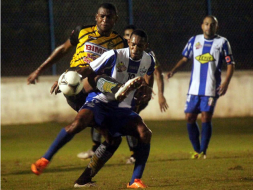 Victoria deja casi eliminado al Real España