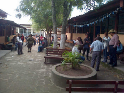 En Gracias votaron en masa y con civismo