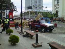 Devuelven el parque central a los sampedranos