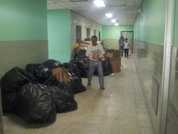 Enfermos reemplazan a aseadores en hospital Rivas de San Pedro Sula