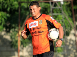 Emilio Umanzor virtual técnico de Honduras El Progreso