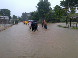 Vecinos de partes bajas de San Pedro Sula claman por ayuda