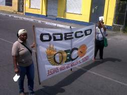 Marcha del Día del Trabajo fue politizada por zelayistas