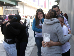 México: 350 personas buscan supervivientes en sede de Pemex