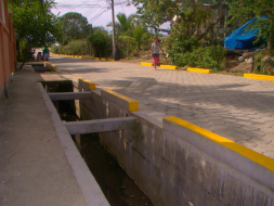 Invierten L380 mil en adoquinado en Puerto Cortés