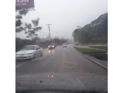 Alerta amarilla en Cortés y calles intransitables por lluvias