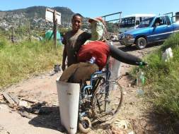 Quemarán monigote de Lobo y Juan Orlando para despedir 2012