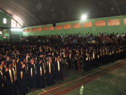 Gradúan a 524 nuevos maestros
