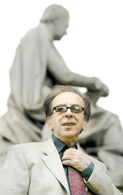 Honrosos premios literarios