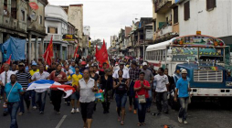 Martinelli anuncia que derogará polémica ley de Zona Libre