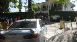 Sicarios acribillan a dueño de autolote y su guardaespaldas