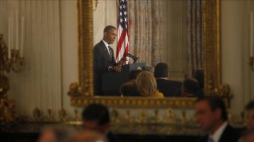 Obama pide presión para evitar recortes