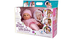 Muñeca que se amamanta causa controversia