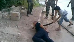 Imagen de niño que decapitó a militar sacude Twitter y Facebook