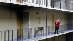 Asesino de Hialeah estaba quemando dinero en su apartamento antes de masacre