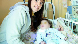 Madre de niña en estado vegetativo pide la dejen morir
