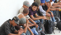 Policía de México rescata a 22 hondureños indocumentados