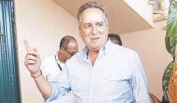 Ricardo advierte a Lobo que la Enee podría meterle otro golazo