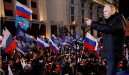 Putin gana presidenciales rusas con 64,39%