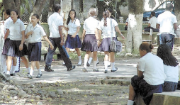 Concursan para plazas que no hay