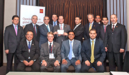 Ficohsa firma tres líneas de crédito por $50 millones