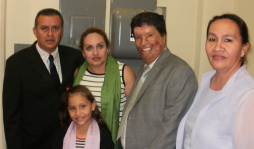 Irwin Sánchez, el hombre de las 80 cirugías y los 120 injertos