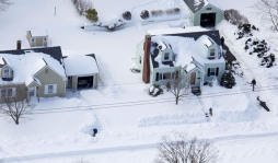 EUA trata de volver a rutina diaria tras poderosa nevada