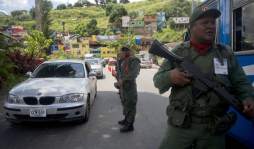 Jornada de compras frenéticas en Caracas