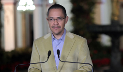 Venezuela: Hugo Chávez batalla contra una infección severa