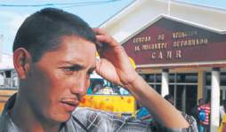 Hondureño sufrió para llegar a EUA y solo estuvo 20 minutos