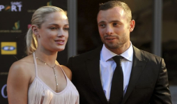 Atleta olímpico Oscar Pistorius acusado de matar a su novia