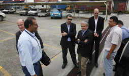 Dos firmas ofertan para el manejo de la Portuaria