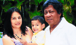 Esposa de Primitivo Maradiaga: 'Es un romántico y hogareño”