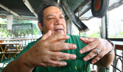 'Me colaba en el estadio por las torres”: German Aquiles Canales