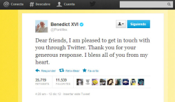 Papa Benedicto XVI envía su primer tweet