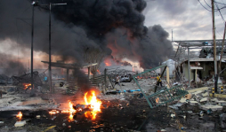 Suben a 41 muertos en incendio de refinería en Venezuela