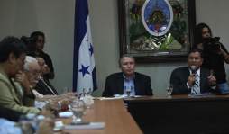 Reactivan Conasin e inicia depuración policial