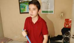 Fabricio hace brillar su talento entre las tinieblas