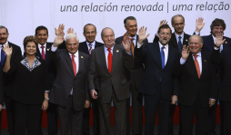 Cumbre de Cádiz aboga por políticas de crecimiento y creación de empleo