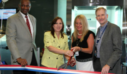 American Airlines inaugura vuelo a Roatán