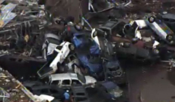 Destrucción en Oklahoma por tornados